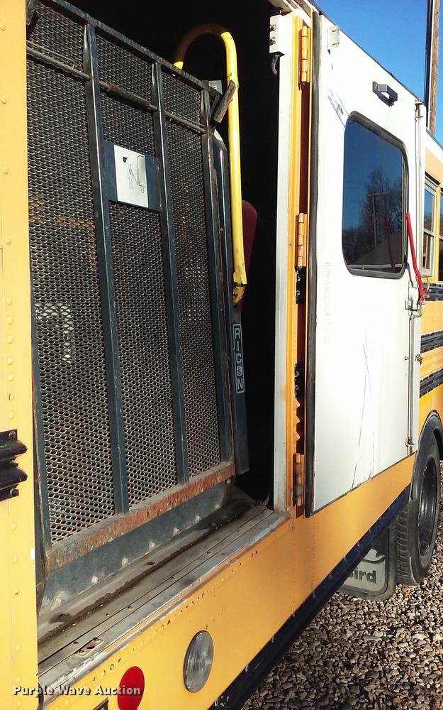 image for item DD3800 2001 Blue Bird TC2000 school bus