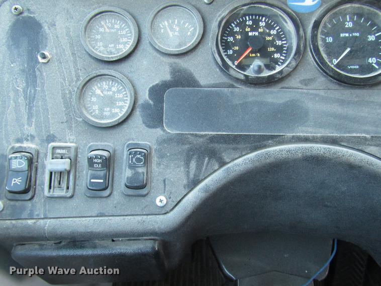 image for item DD3800 2001 Blue Bird TC2000 school bus