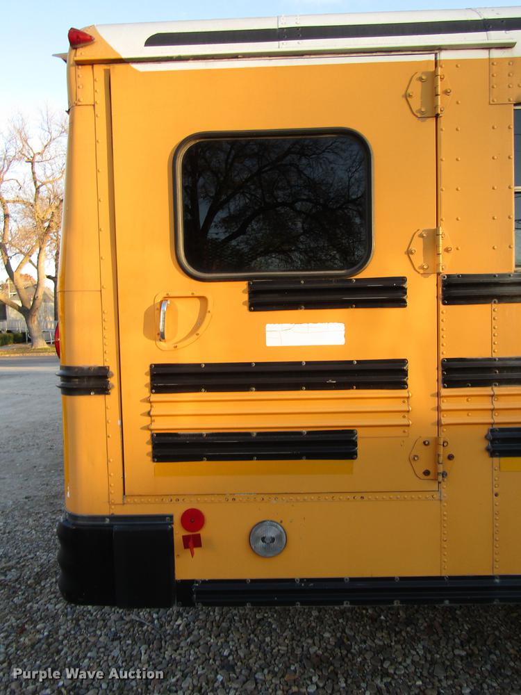 image for item DD3800 2001 Blue Bird TC2000 school bus