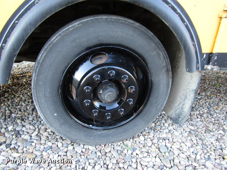 image for item DD3800 2001 Blue Bird TC2000 school bus