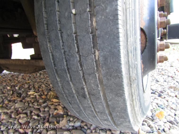 image for item DD3800 2001 Blue Bird TC2000 school bus