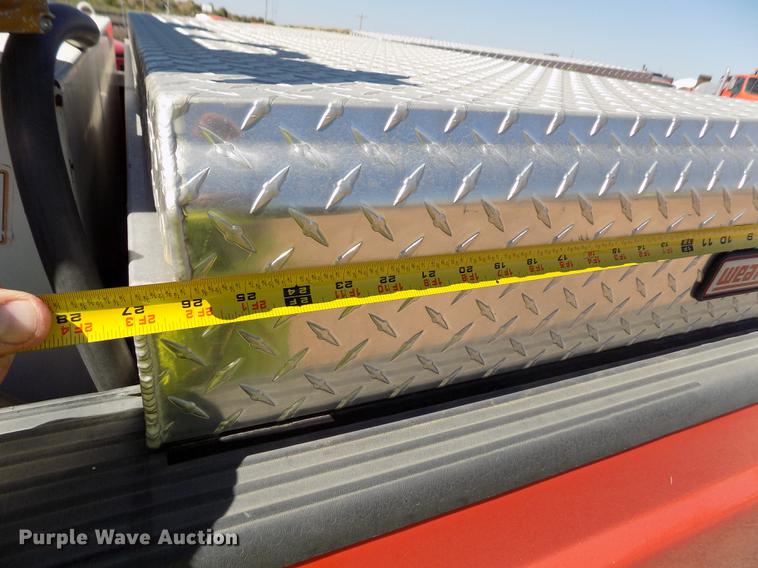 image for item DD5890 2006 Ford F250 Super Duty XL pickup truck