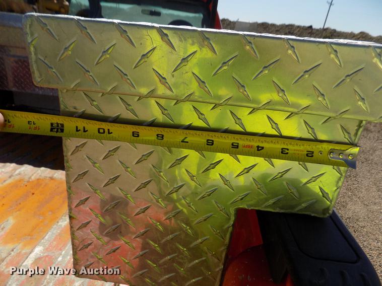 image for item DD5890 2006 Ford F250 Super Duty XL pickup truck