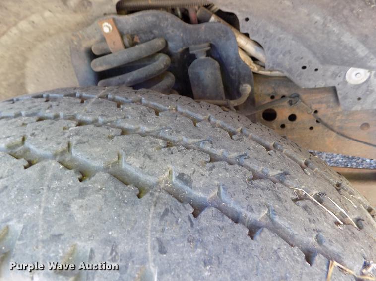 image for item DD5890 2006 Ford F250 Super Duty XL pickup truck