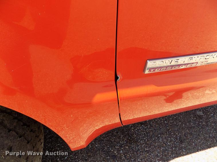 image for item DD5890 2006 Ford F250 Super Duty XL pickup truck