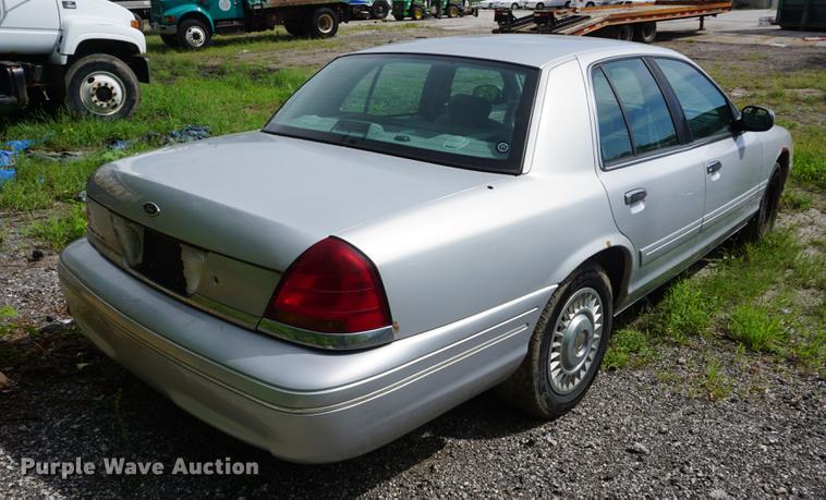 image for item DD7901 2000 Ford Crown Victoria Police Interceptor