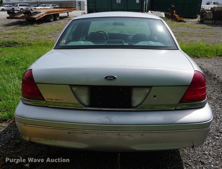 image for item DD7901 2000 Ford Crown Victoria Police Interceptor
