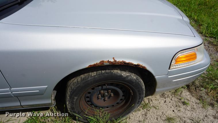 image for item DD7901 2000 Ford Crown Victoria Police Interceptor