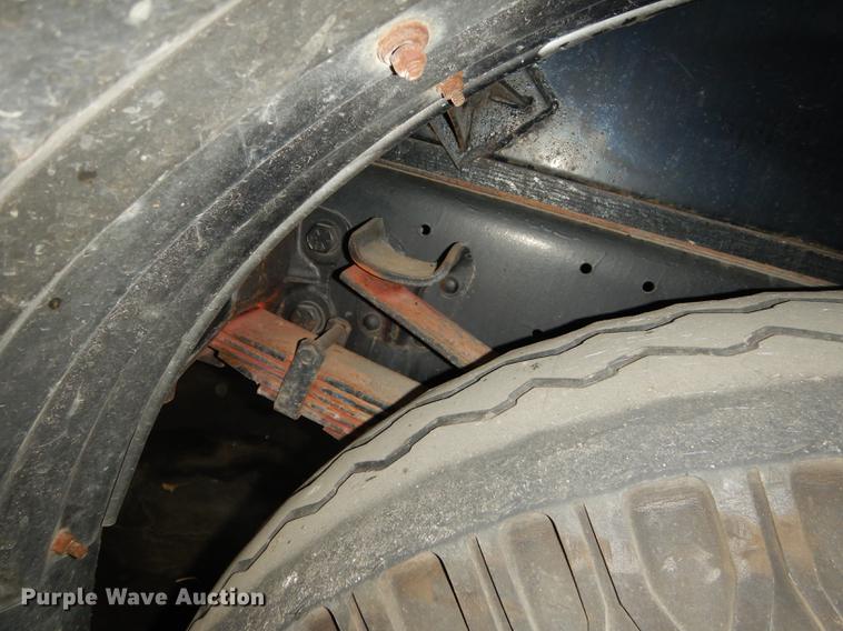 image for item DE1761 1980 Ford F600 jet fuel truck