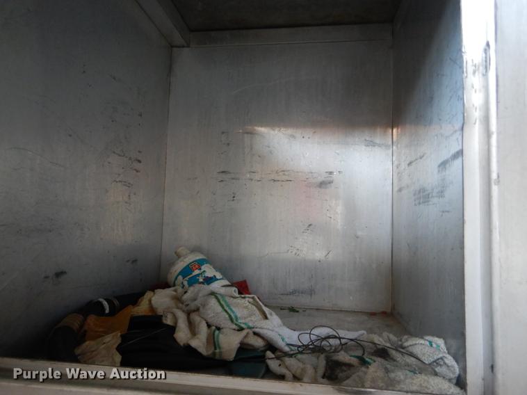 image for item DE1761 1980 Ford F600 jet fuel truck