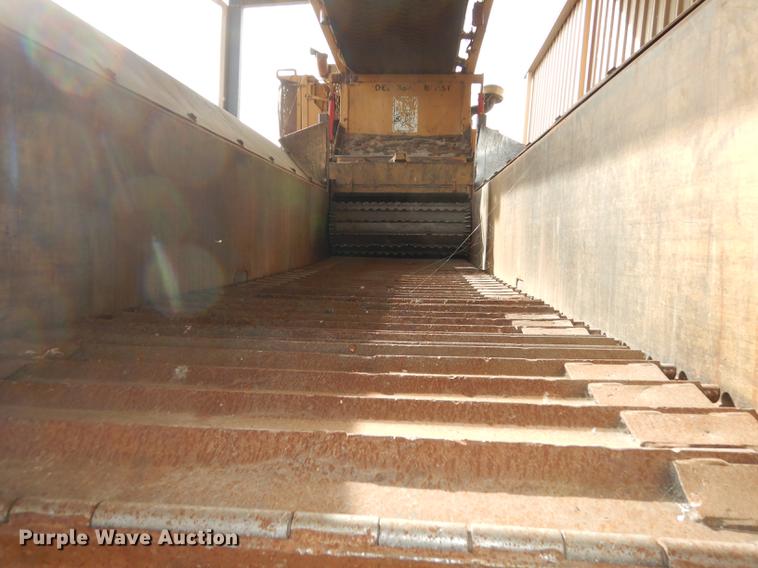 image for item DE1787 2002 Bandit 3680 Beast horizontal recycler/grinder