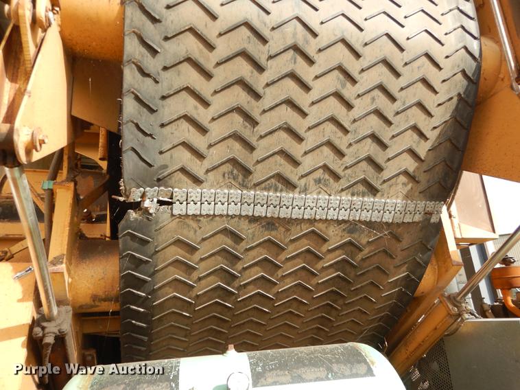 image for item DE1787 2002 Bandit 3680 Beast horizontal recycler/grinder