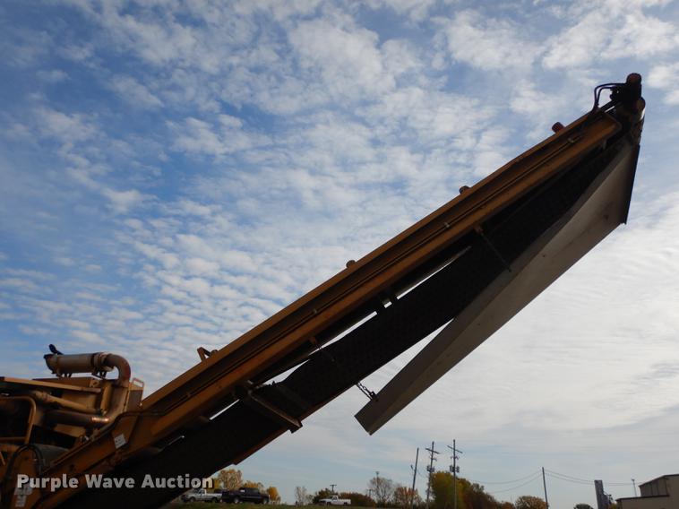 image for item DE1787 2002 Bandit 3680 Beast horizontal recycler/grinder