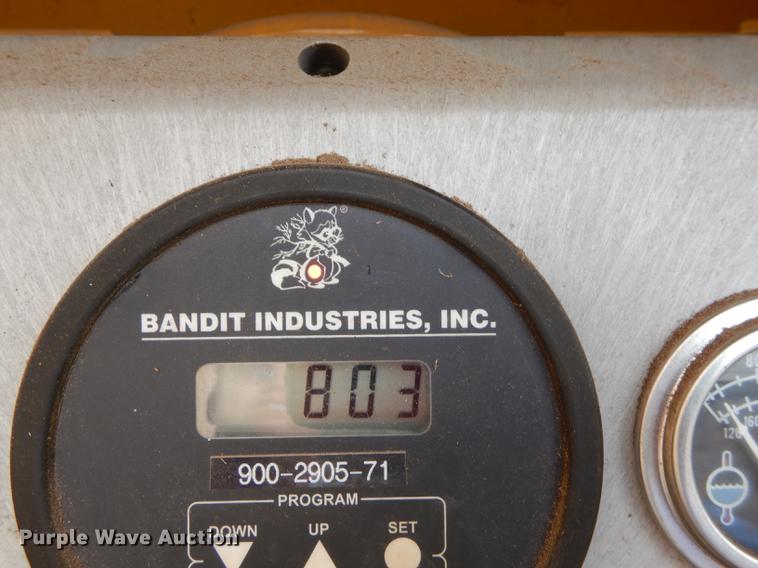 image for item DE1787 2002 Bandit 3680 Beast horizontal recycler/grinder