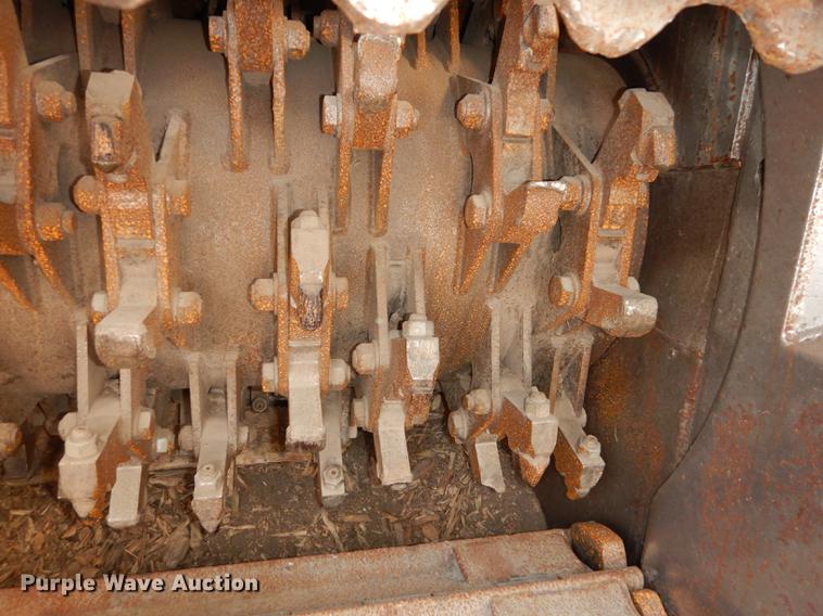 image for item DE1787 2002 Bandit 3680 Beast horizontal recycler/grinder