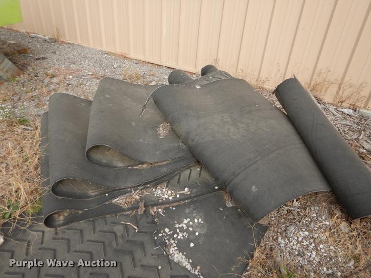 image for item DE1787 2002 Bandit 3680 Beast horizontal recycler/grinder