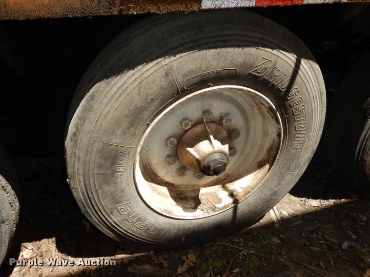 image for item DE1787 2002 Bandit 3680 Beast horizontal recycler/grinder