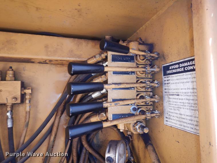 image for item DE1787 2002 Bandit 3680 Beast horizontal recycler/grinder