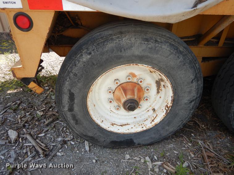 image for item DE1787 2002 Bandit 3680 Beast horizontal recycler/grinder