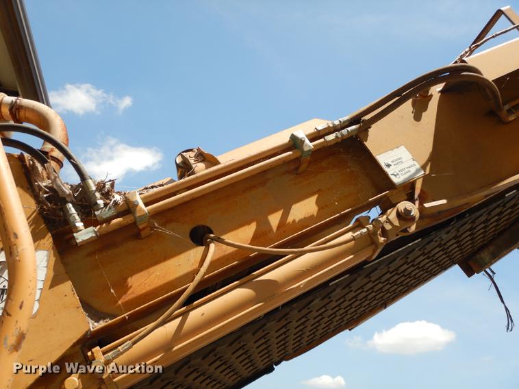 image for item DE1787 2002 Bandit 3680 Beast horizontal recycler/grinder