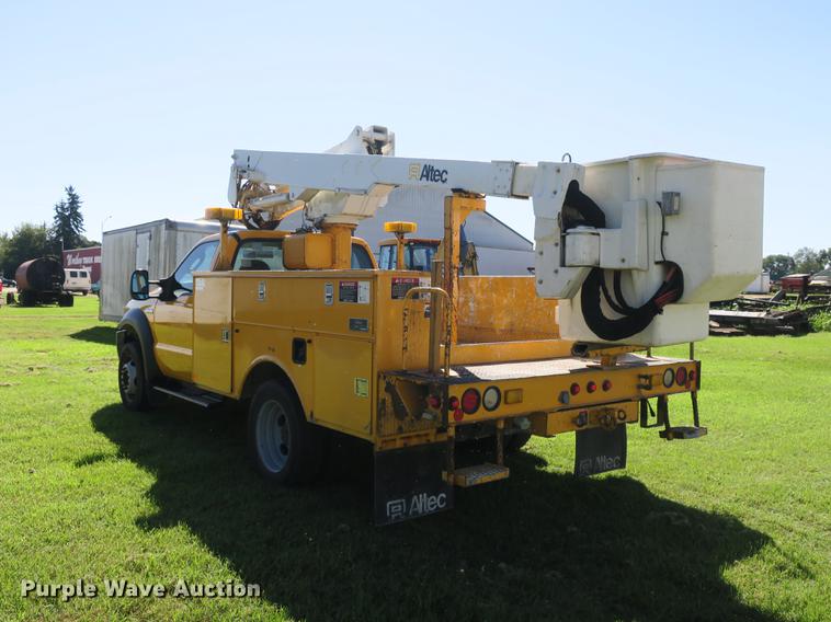 image for item DE3822 2007 Ford F550 bucket truck