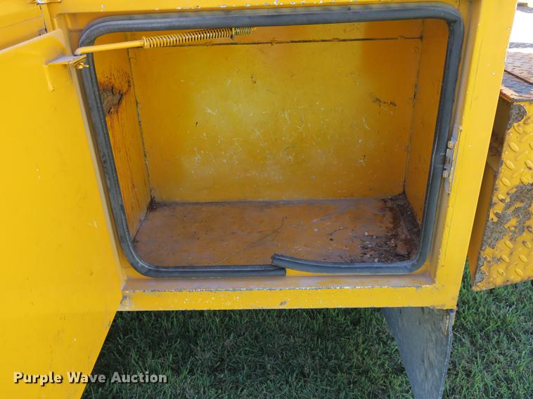 image for item DE3822 2007 Ford F550 bucket truck