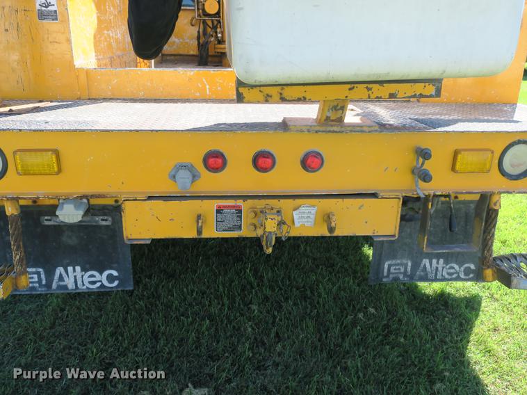 image for item DE3822 2007 Ford F550 bucket truck