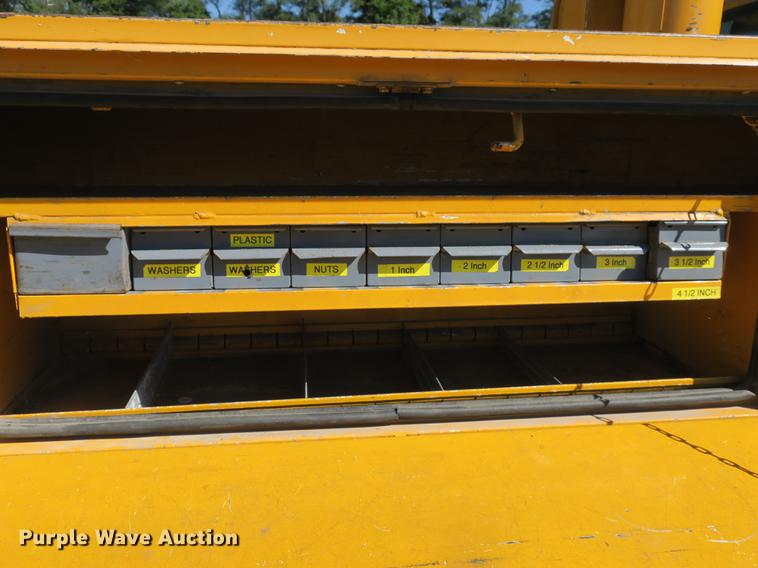 image for item DE3822 2007 Ford F550 bucket truck