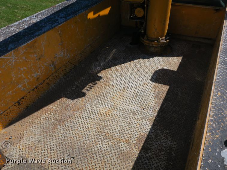 image for item DE3822 2007 Ford F550 bucket truck