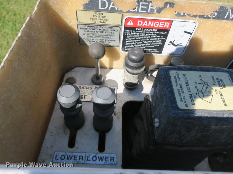 image for item DE3822 2007 Ford F550 bucket truck