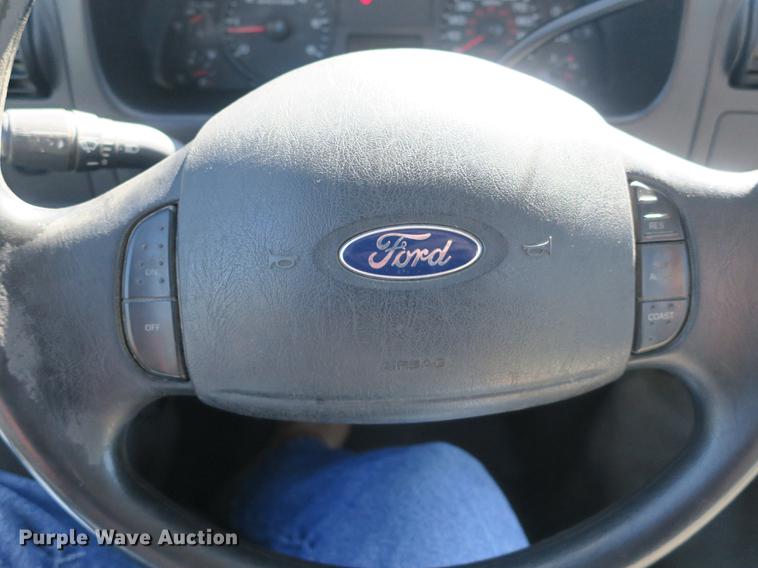 image for item DE3822 2007 Ford F550 bucket truck