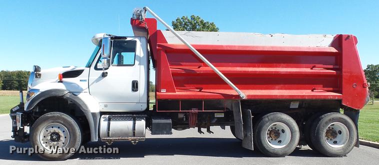 image for item DE4902 2015 International WorkStar 7500 dump truck