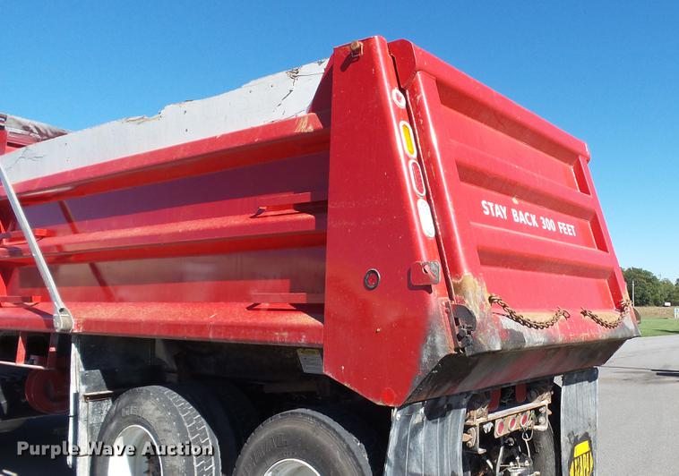 image for item DE4902 2015 International WorkStar 7500 dump truck