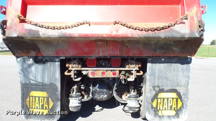 image for item DE4902 2015 International WorkStar 7500 dump truck