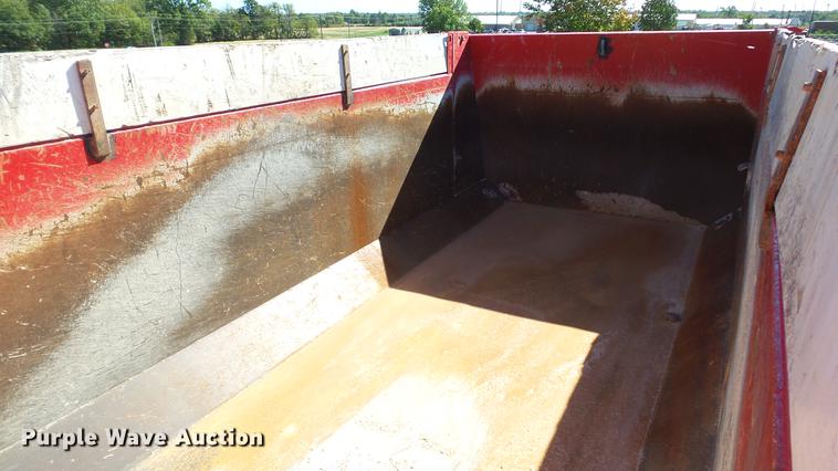 image for item DE4902 2015 International WorkStar 7500 dump truck