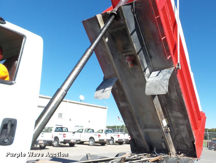 image for item DE4902 2015 International WorkStar 7500 dump truck
