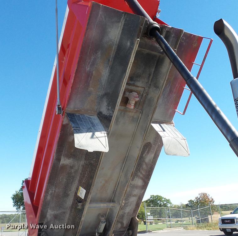 image for item DE4902 2015 International WorkStar 7500 dump truck