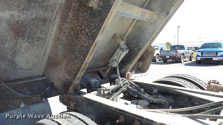 image for item DE4902 2015 International WorkStar 7500 dump truck