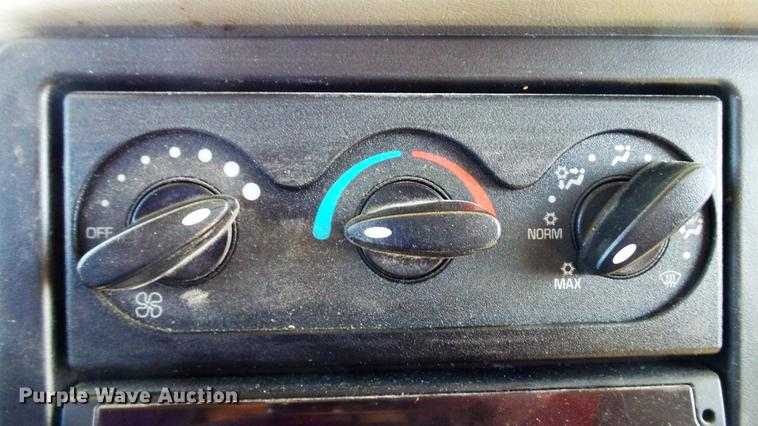 image for item DE4902 2015 International WorkStar 7500 dump truck