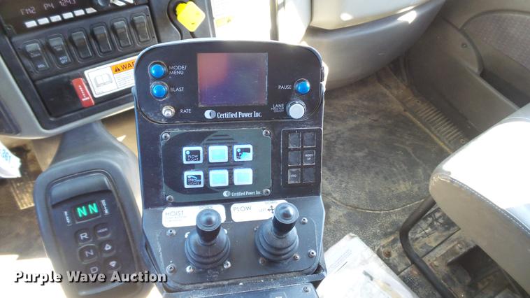 image for item DE4902 2015 International WorkStar 7500 dump truck