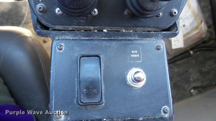 image for item DE4902 2015 International WorkStar 7500 dump truck