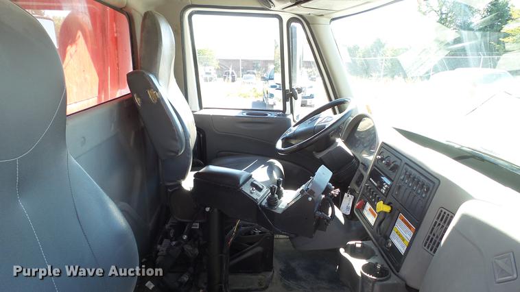 image for item DE4902 2015 International WorkStar 7500 dump truck