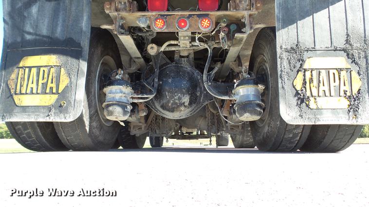 image for item DE4902 2015 International WorkStar 7500 dump truck