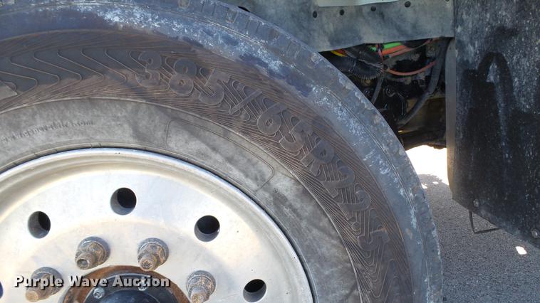 image for item DE4902 2015 International WorkStar 7500 dump truck