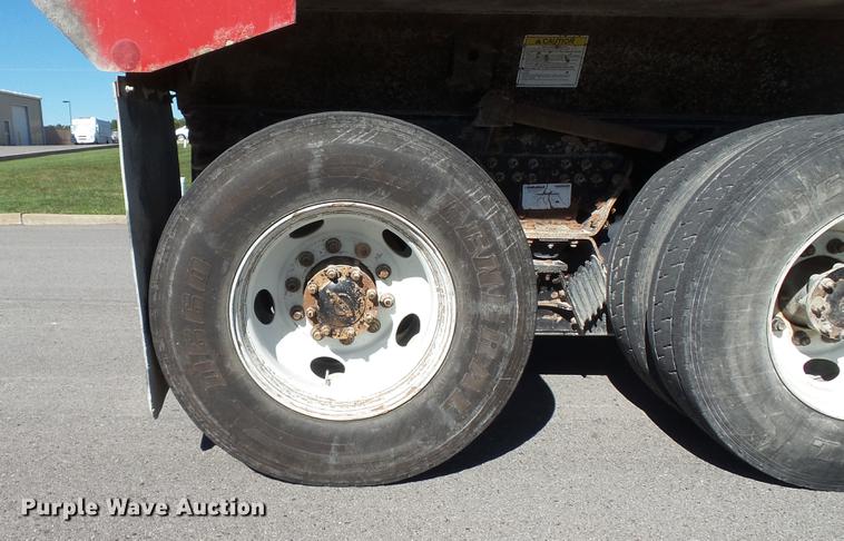 image for item DE4902 2015 International WorkStar 7500 dump truck