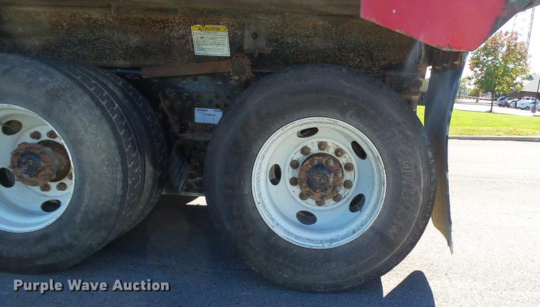 image for item DE4902 2015 International WorkStar 7500 dump truck