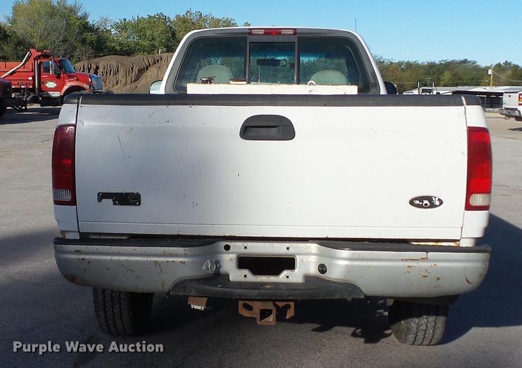 image for item DE4908 2000 Ford F150 pickup truck