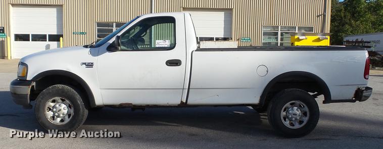 image for item DE4908 2000 Ford F150 pickup truck