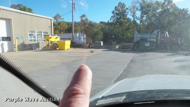 image for item DE4908 2000 Ford F150 pickup truck