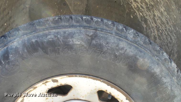 image for item DE4908 2000 Ford F150 pickup truck